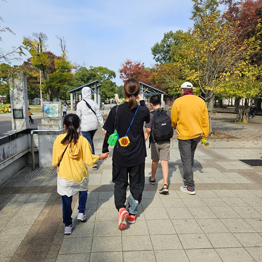 大阪市浪速区の放課後等デイサービスオハナピース大阪日本橋の久宝寺緑地へお出かけ